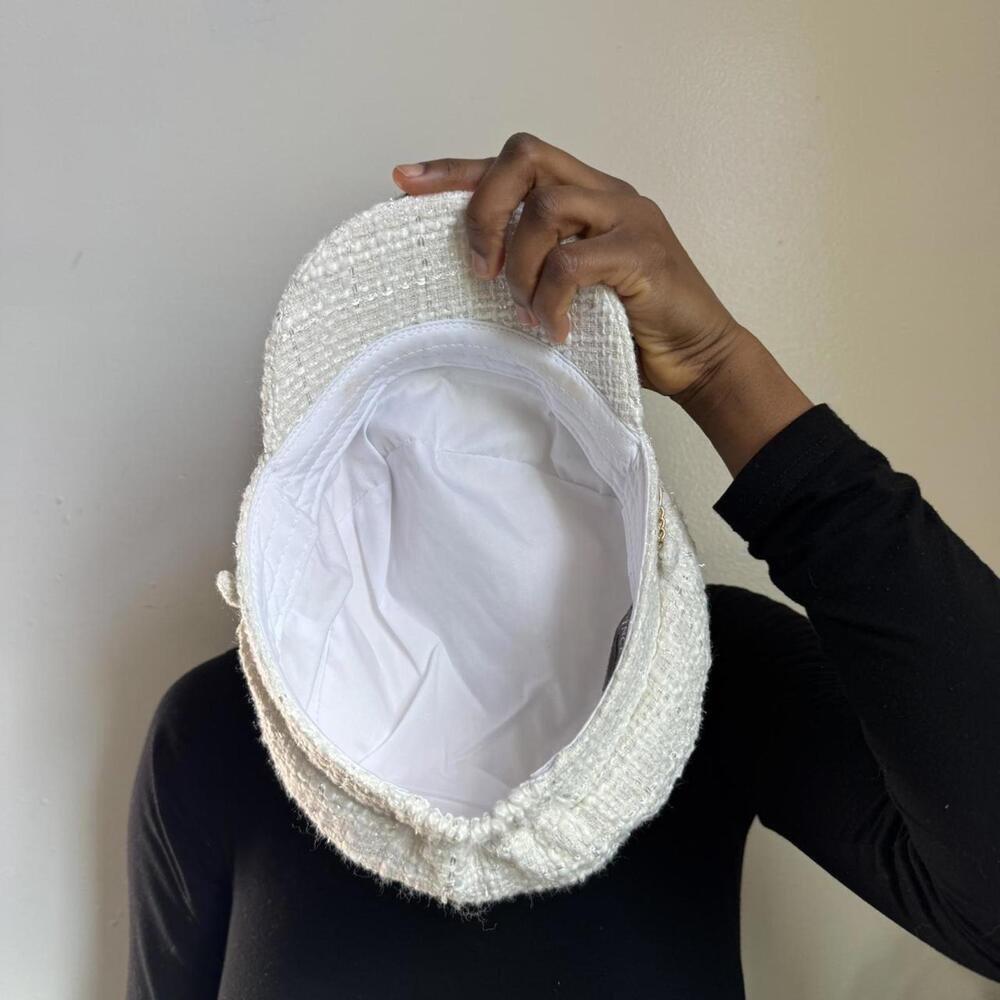 Luxe Vince Camuto White Tweed Baker Boy Hat one size - Picture 5 of 6